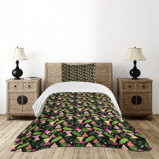 Exotic Leaves Triangles Bedspread Set