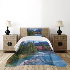 Lake Louise Banff Village Bedspread Set