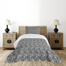 Hatched Triangles Bedspread Set