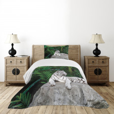 White Tiger in Jungle Bedspread Set