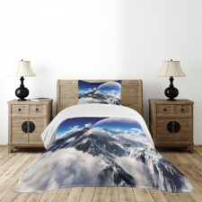 Snow Capped Mountain Bedspread Set