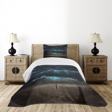 Gothic Wave Alone Woman Bedspread Set