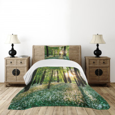 Sunny Forest Blossoms Bedspread Set