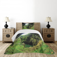 Punkevni Cave in Czech Bedspread Set