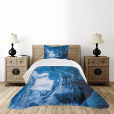 Glacier Frozen Cave Bedspread Set