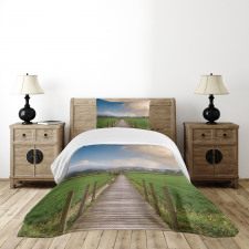 Wooden Rural Path Bedspread Set
