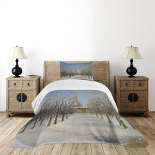 Snowy Paris City View Bedspread Set