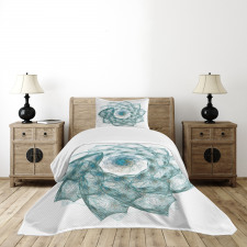 Exquisite Flower Shaped Bedspread Set