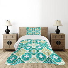 Geometric Colored Tiles Bedspread Set