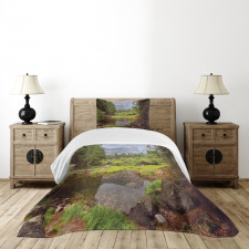 Spring Forest Mountain Bedspread Set