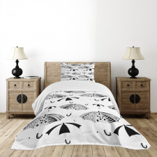 Ornate Umbrellas Bedspread Set