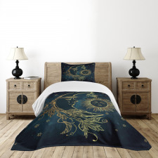 Moon with Boho Feathers Bedspread Set