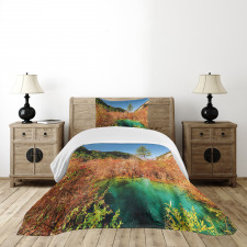 Idyllic Autumn Season Bedspread Set