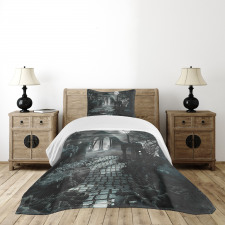 Moon View in Scary Dark Bedspread Set