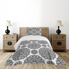 Oriental Mandala Design Bedspread Set