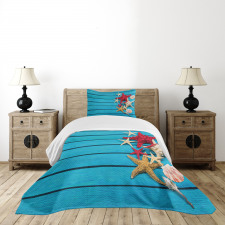 Different Shells Bedspread Set