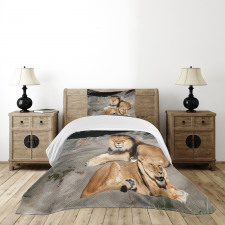 Lions Basking in Sun Jungle Bedspread Set