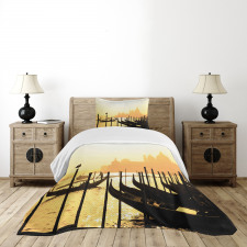 Romantic City at Sunrise Bedspread Set