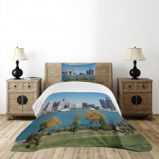 Industrial Center Bedspread Set