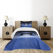 Symmetrical Pins Bedspread Set