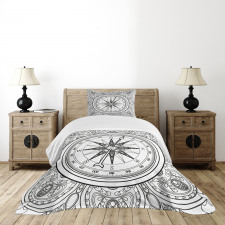 Windrose Line Art Style Bedspread Set