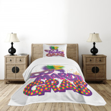 Fluffy Feathers Mask Bedspread Set