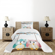 Owls in Love on Swing Bedspread Set