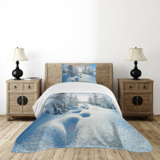 Blue Sky Tree Footprints Bedspread Set