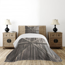 Old Door Rustic Life Bedspread Set