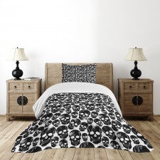 Grunge Black Skulls Bedspread Set