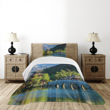 Old Town by Water Bedspread Set