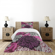 Large Floral Petals Bud Bedspread Set