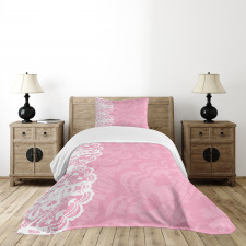 Lacework Style Bedspread Set