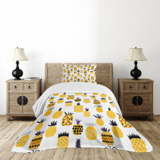 Summertime Pineapples Bedspread Set