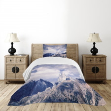 Craggy Peaks Mountains Bedspread Set
