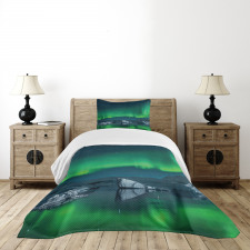Snowy Hills of Arctic Bedspread Set
