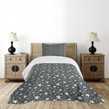 Greyscale Geometric Shapes Bedspread Set