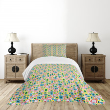 Colorful Retro Shapes Bedspread Set