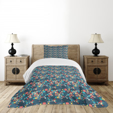 Oval Cornered Squares Bedspread Set