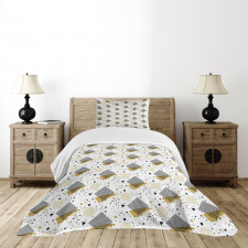 Geometric Arrangement Bedspread Set