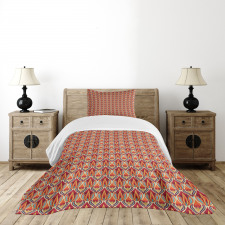 Repeating Curvy Floral Bedspread Set