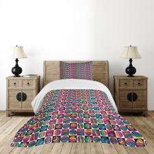 Checkered Doodle Eggs Bedspread Set