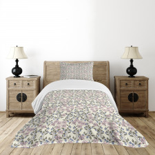 Pastel Toned Blueberries Bedspread Set