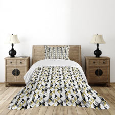 Triangles and Stripes Bedspread Set