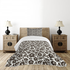 Nostalgic Flora Pattern Bedspread Set