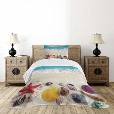 Sea Shells on Sandy Coast Bedspread Set