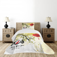 Thriving Branch Bedspread Set