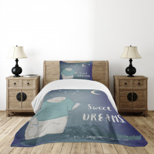 Polar Bear Holding a Star Bedspread Set