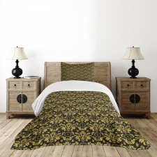 Antique Foliage Motifs Bedspread Set