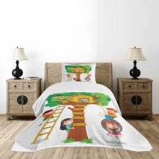 Boys Girl in a Tree House Bedspread Set